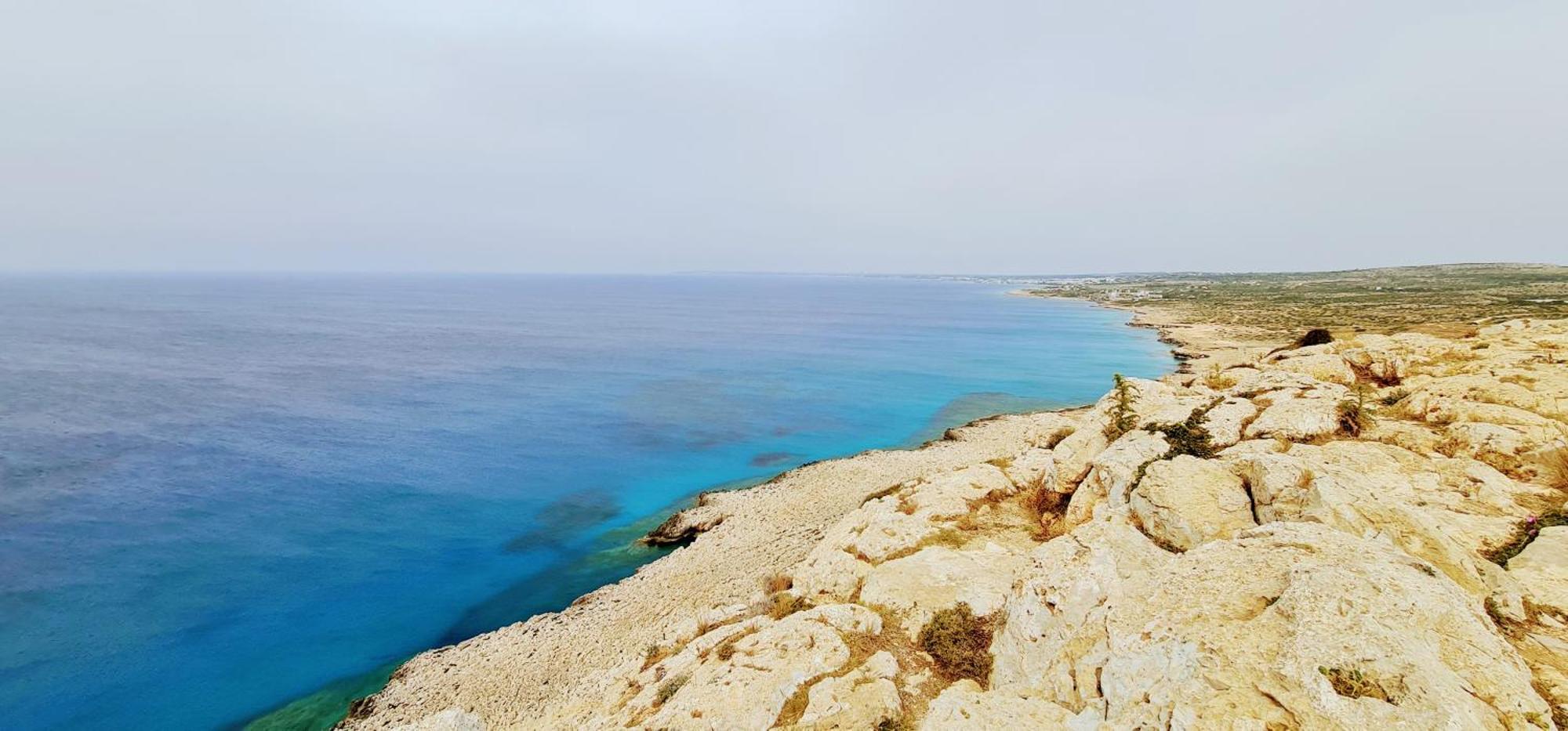 Maya بافوس المظهر الخارجي الصورة